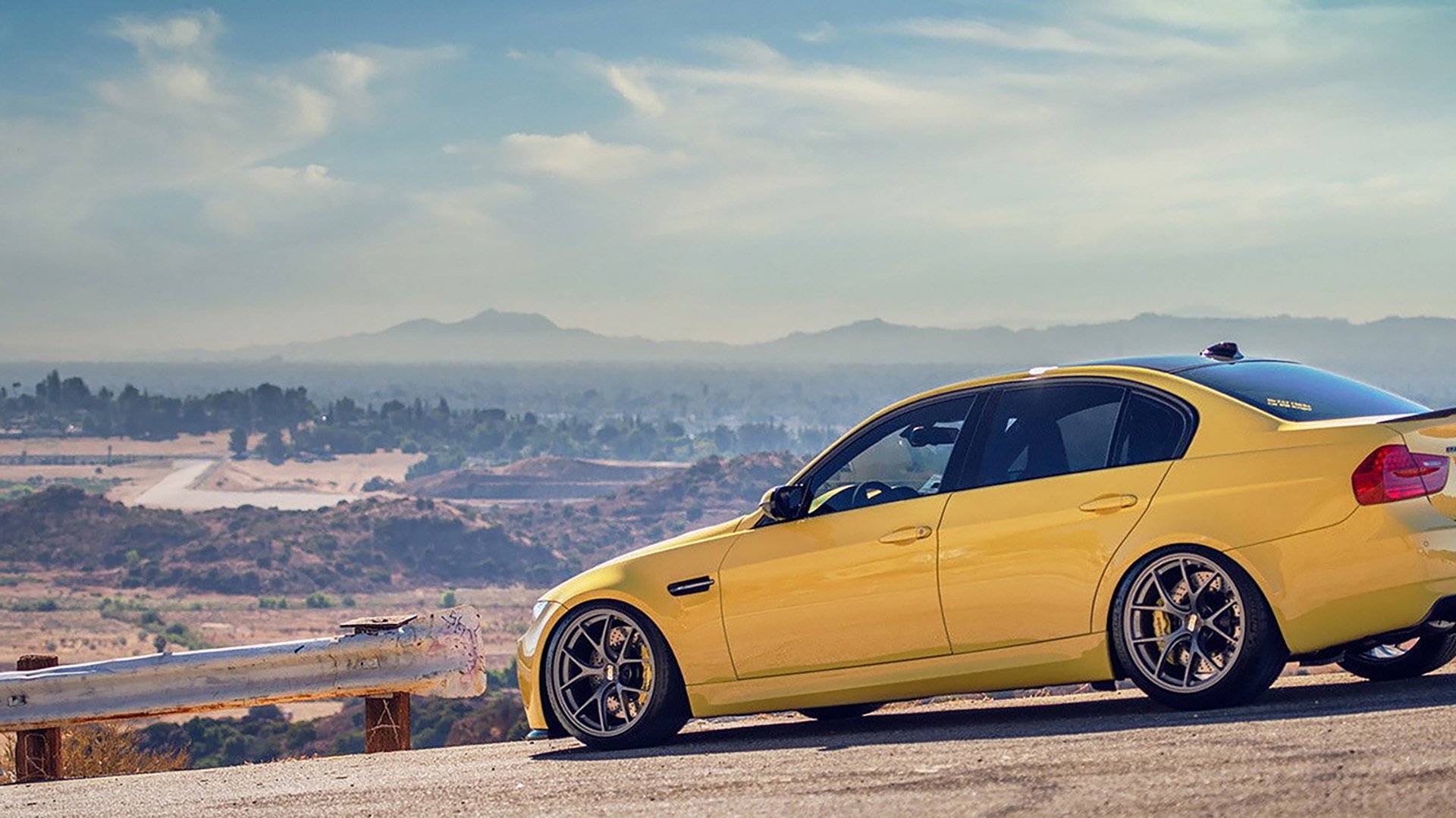 乐鱼体育在线入口-橄榄球与公益联动效果显著，橄榄球方案